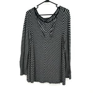 J. Jill size Medium petite wearever collection long sleeve shirt top‎ black gray